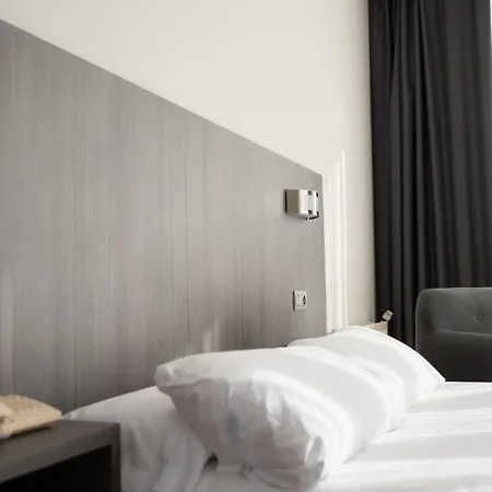 Hotel Seminario Aeropuerto Bilbao 3*