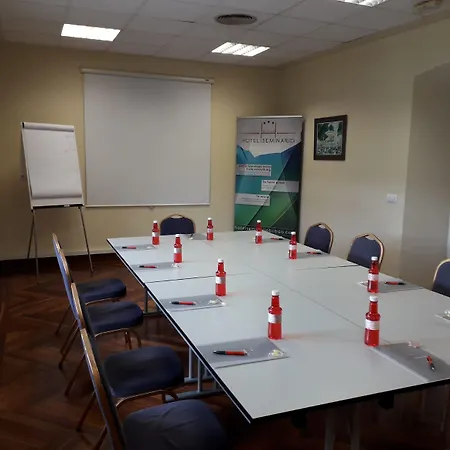Seminario Aeropuerto Bilbao 3*
