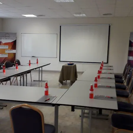 Hotel Seminario Aeropuerto Bilbao Derio