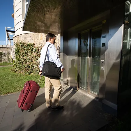 Seminario Aeropuerto Bilbao Hotel 3*