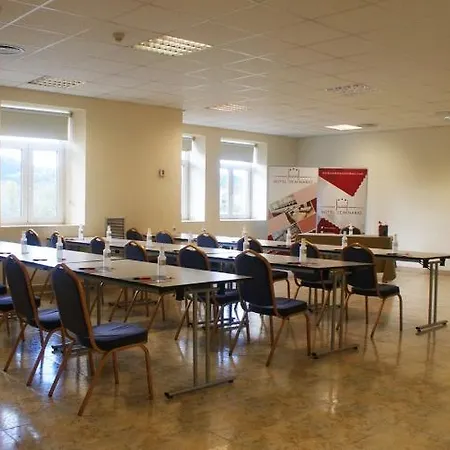 Seminario Aeropuerto Bilbao Hotel 3*